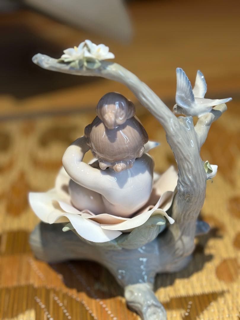 【LLADRO】春に生まれた　絶版品　専用箱付き