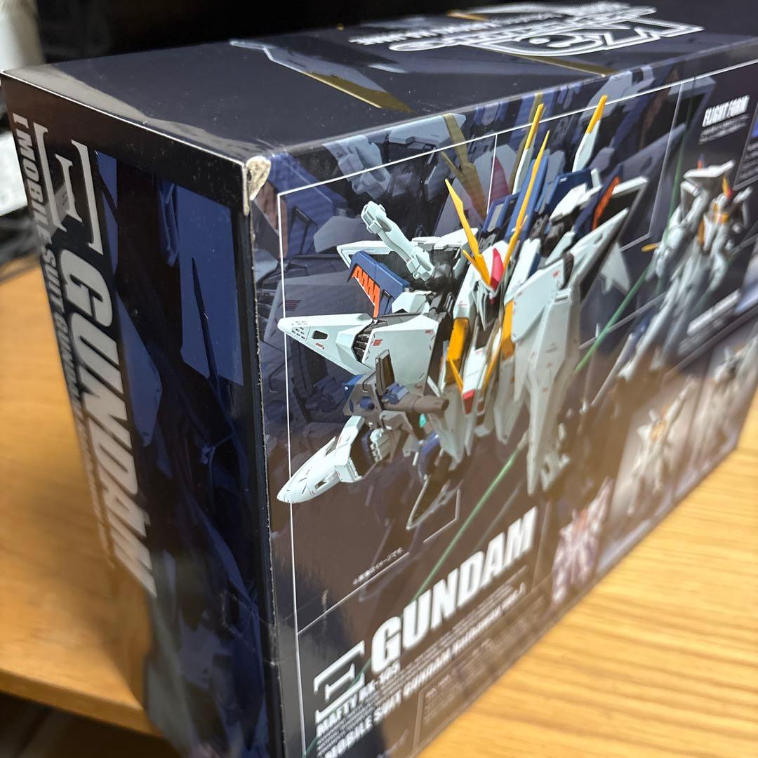 ROBTO魂 クスィー Ka signature