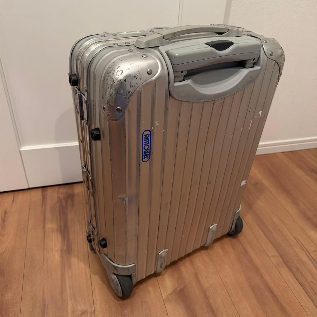 リモワ　Topas スーツケース 33L シルバー アルミ製 （1/13迄）