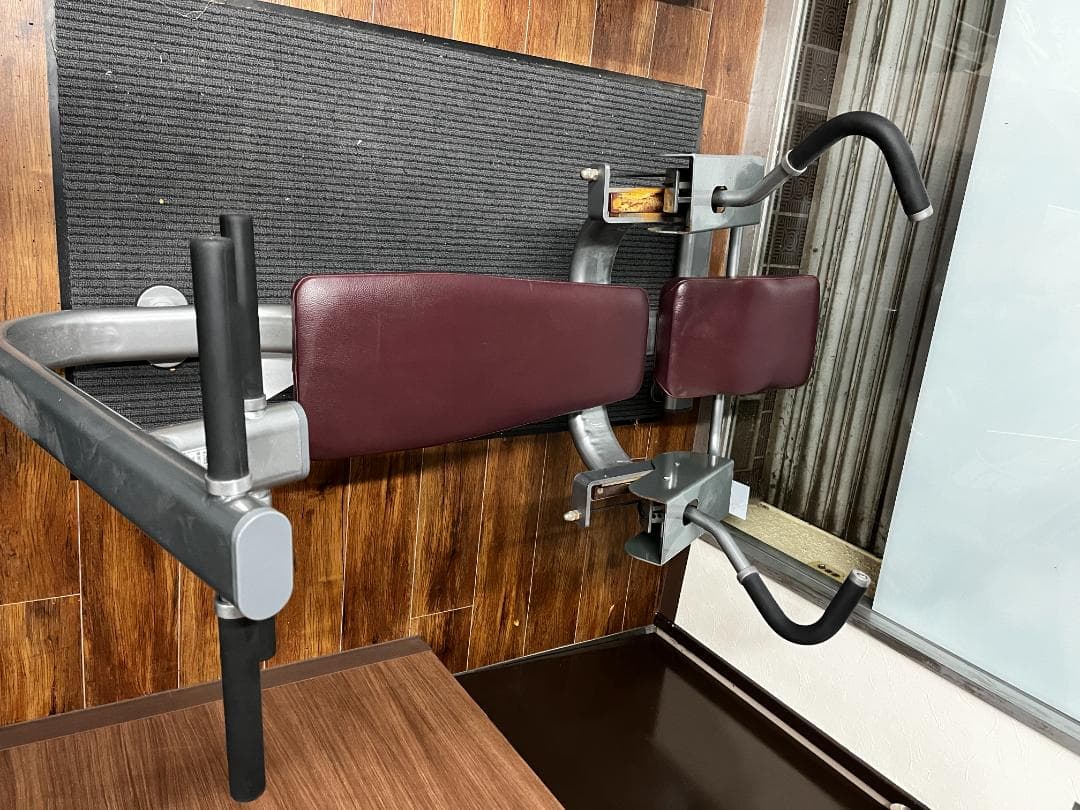 【現地引取で交渉可】夏に向けシックスパック大手ジム採用の高級腹筋台をご家庭でも！