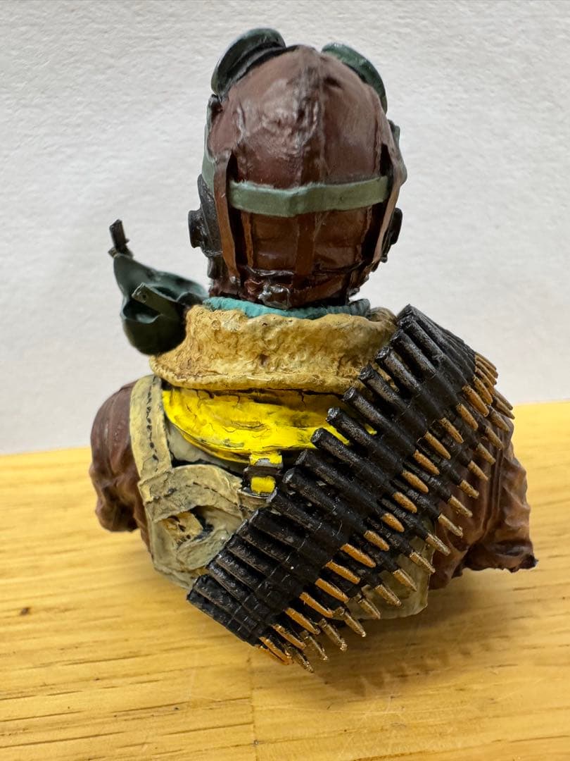 パイロットフィギュア 1/10ケース付