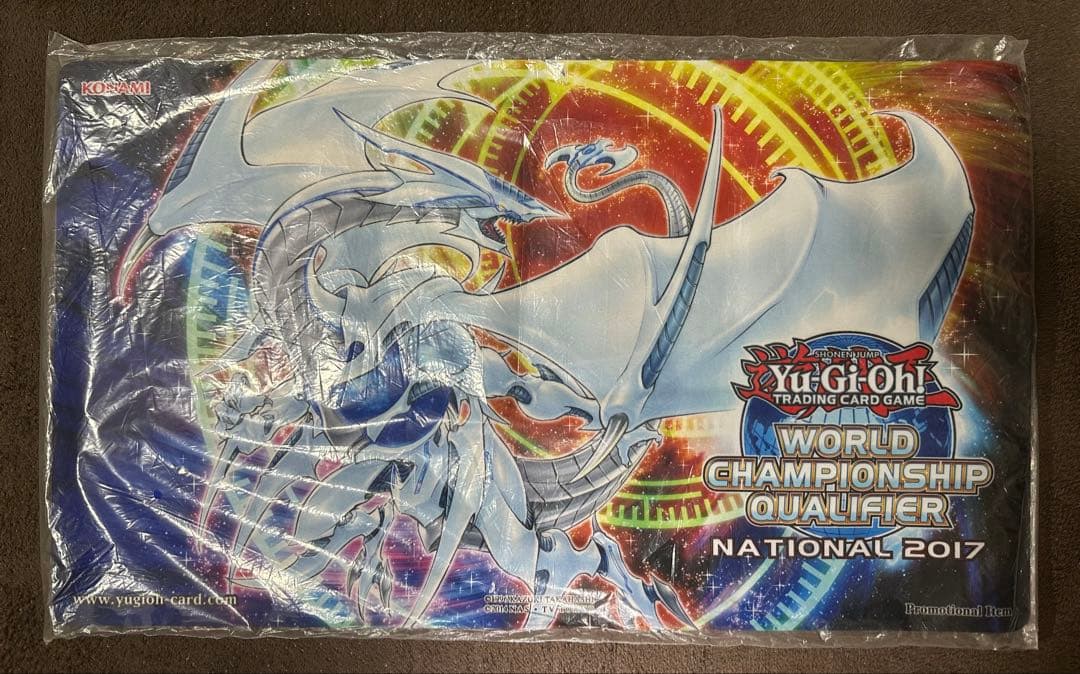 【未開封品】コズミックブレイザードラゴン 公式プレイマット WCQ 2017