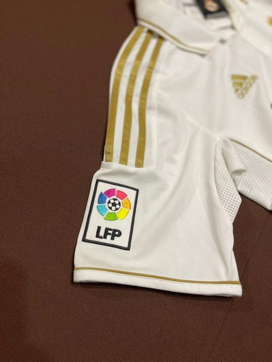 レアルマドリード　クリスティアーノロナウド　ユニフォーム