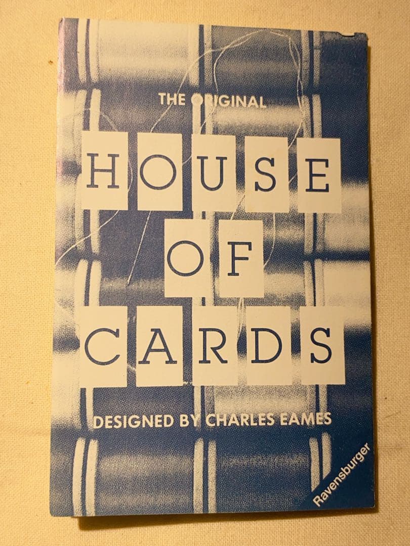 House of Cards（チャールズ・イームズ デザイン）
