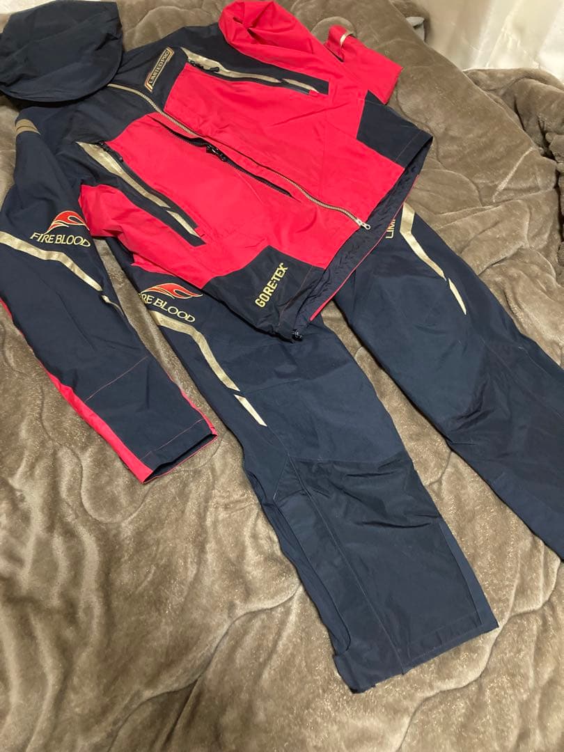 美品　シマノ　リミテッドプロ　ファイヤブラッド　レインスーツゴアテックス