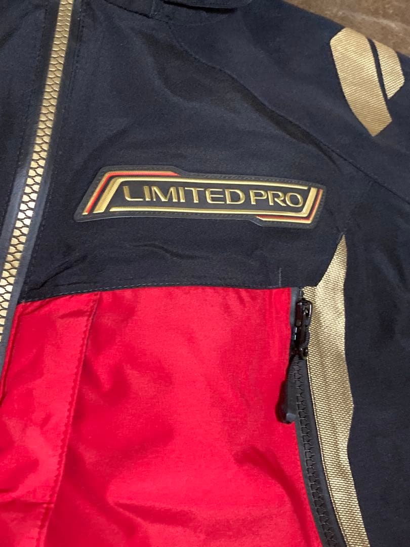 美品　シマノ　リミテッドプロ　ファイヤブラッド　レインスーツゴアテックス