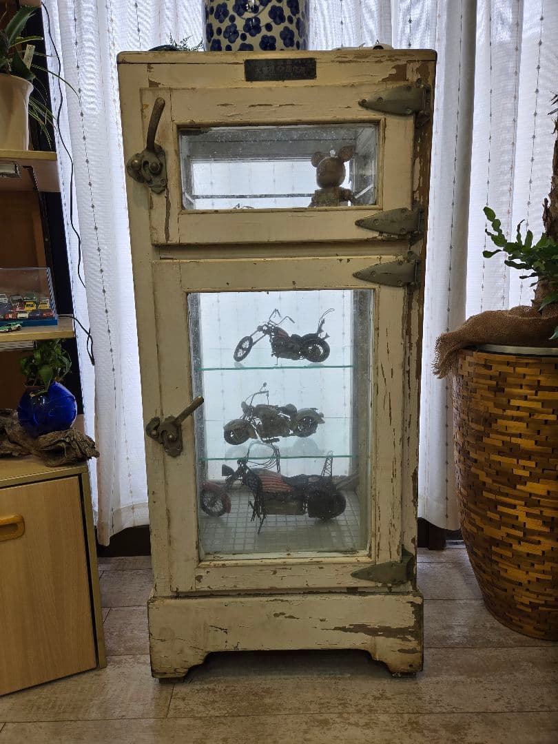 二段式ガラスケース 木製 ホワイト