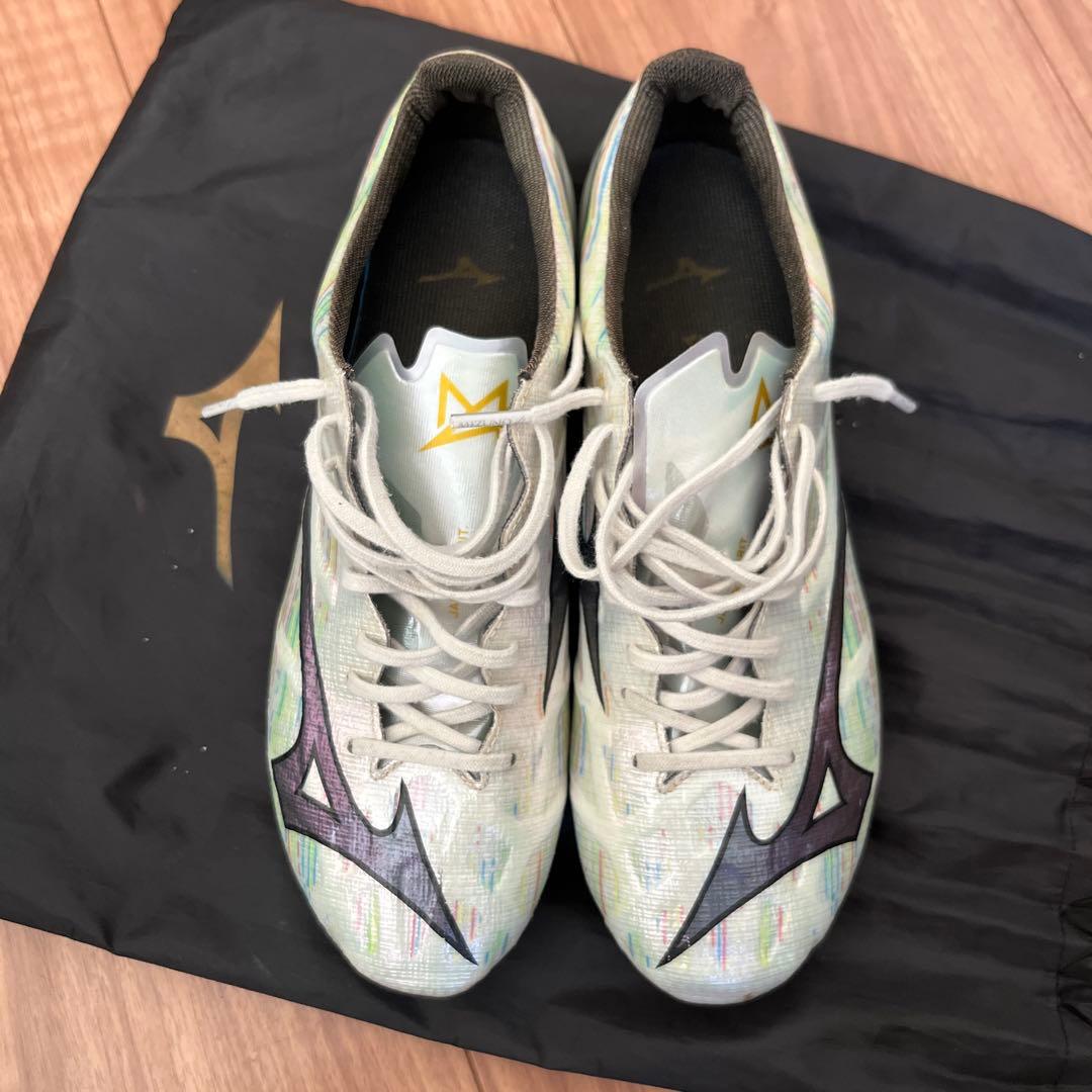 【美品】ミズノアルファMizuno サッカーシューズ 日本製 マルチカラー