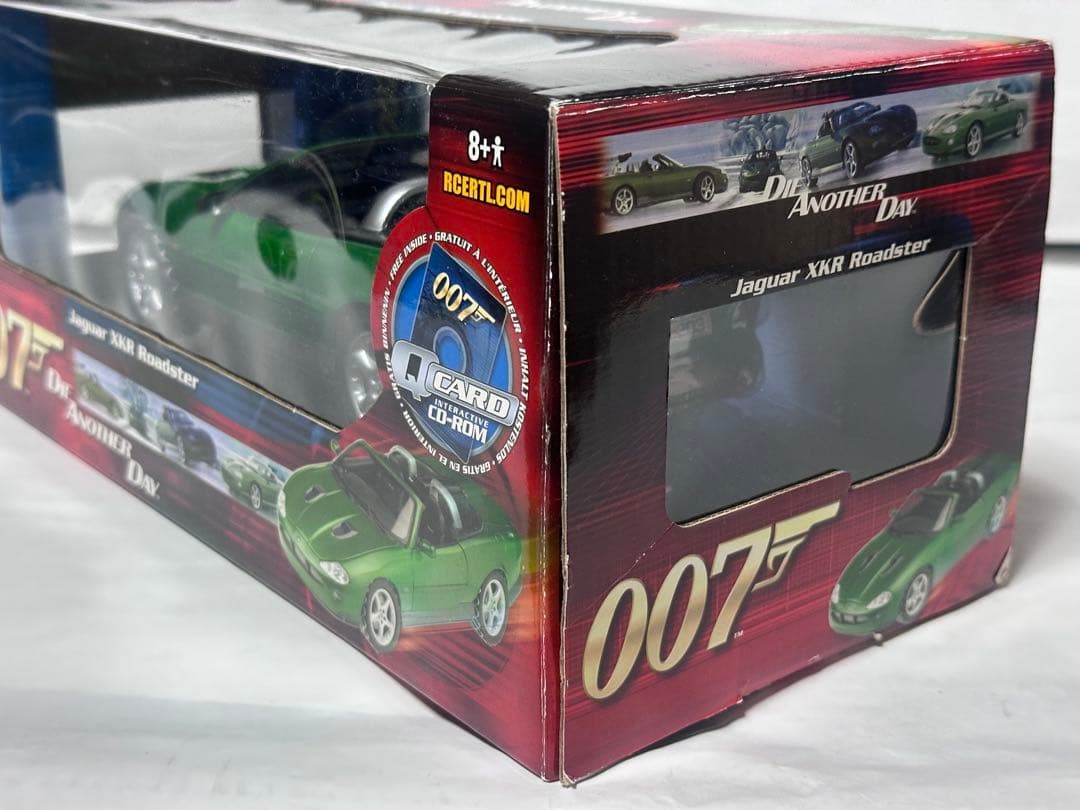 1/18 007 ダイ・アナザー・デイ Jaguar XKR Roadster