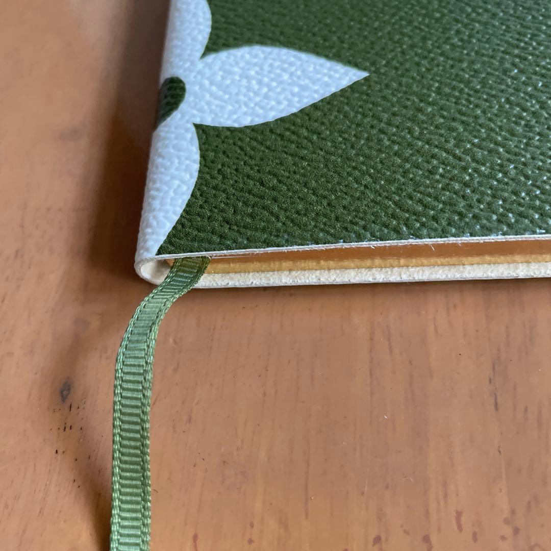 セール新品未使用　LVオリーブグリーンノート