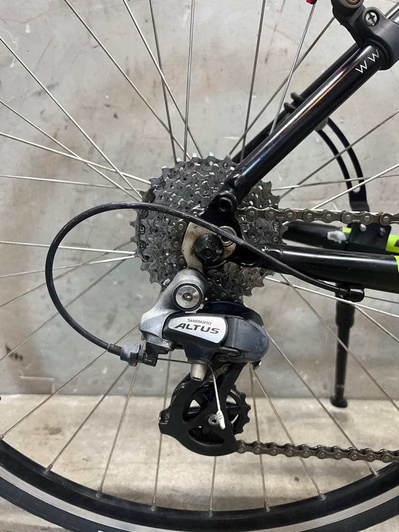 クロスバイク　 ビアンキ CAMALEONTE sport タイヤ新品❗️