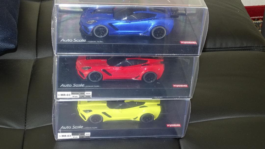 京商ミニッツシボレーコルベットZR1　3台