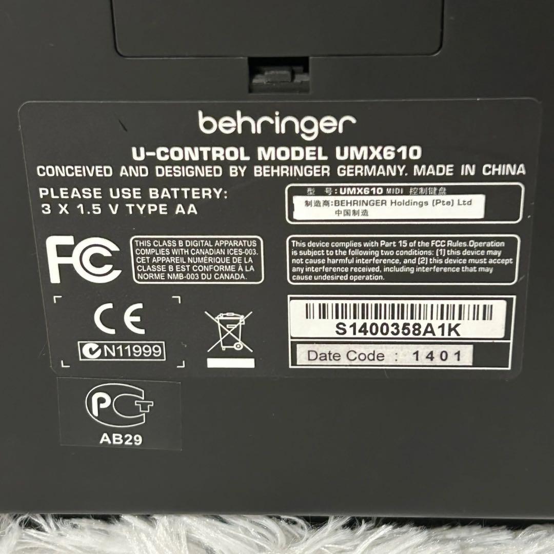 【美品】BEHRINGER ベリンガー UMX610 MIDIキーボード 動作品