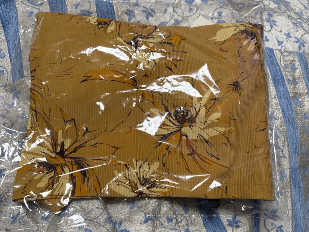 【SUKALA 】リブBigフラワープリントタンクトップ ゴールド M