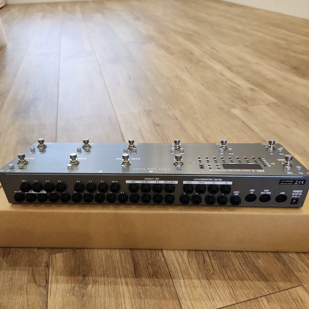 FREE THE TONE ARC-3 エフェクトスイッチャー