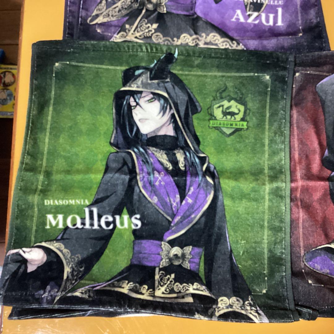 2326 ディズニーツイステッドワンダーランドタオル