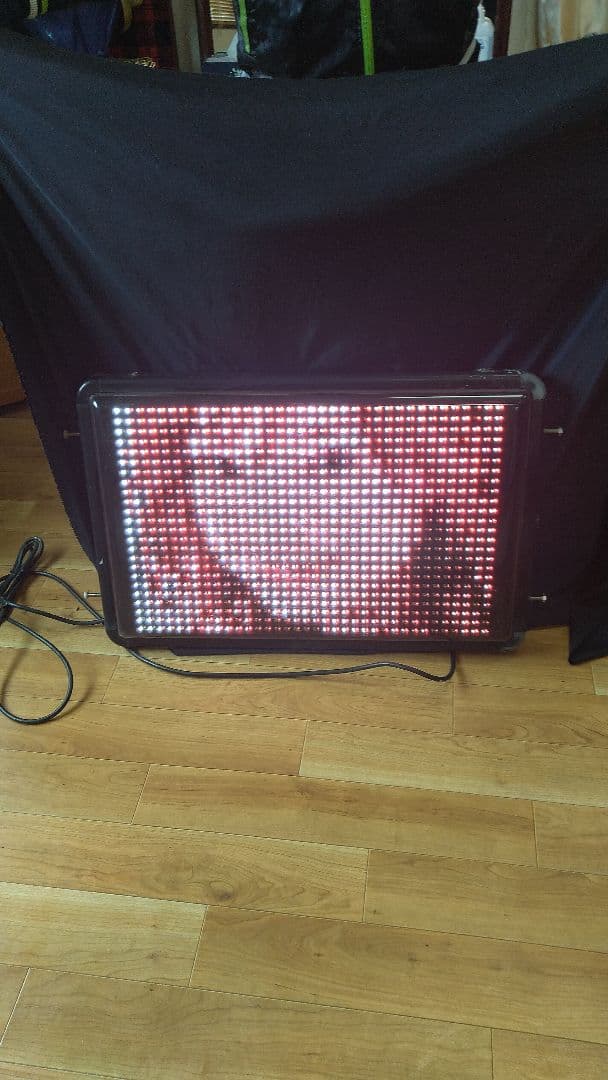 TOWA 超輝度電光掲示板