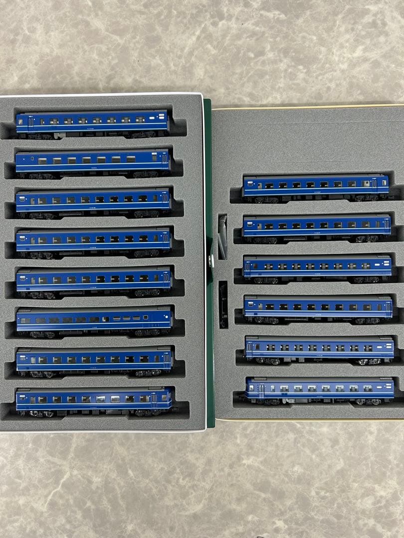 KATO 10-598.599 14系 寝台特急「さくら」長崎編成/佐世保編成