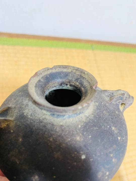 12から13世紀　中国　黒高麗　神獣首瓶