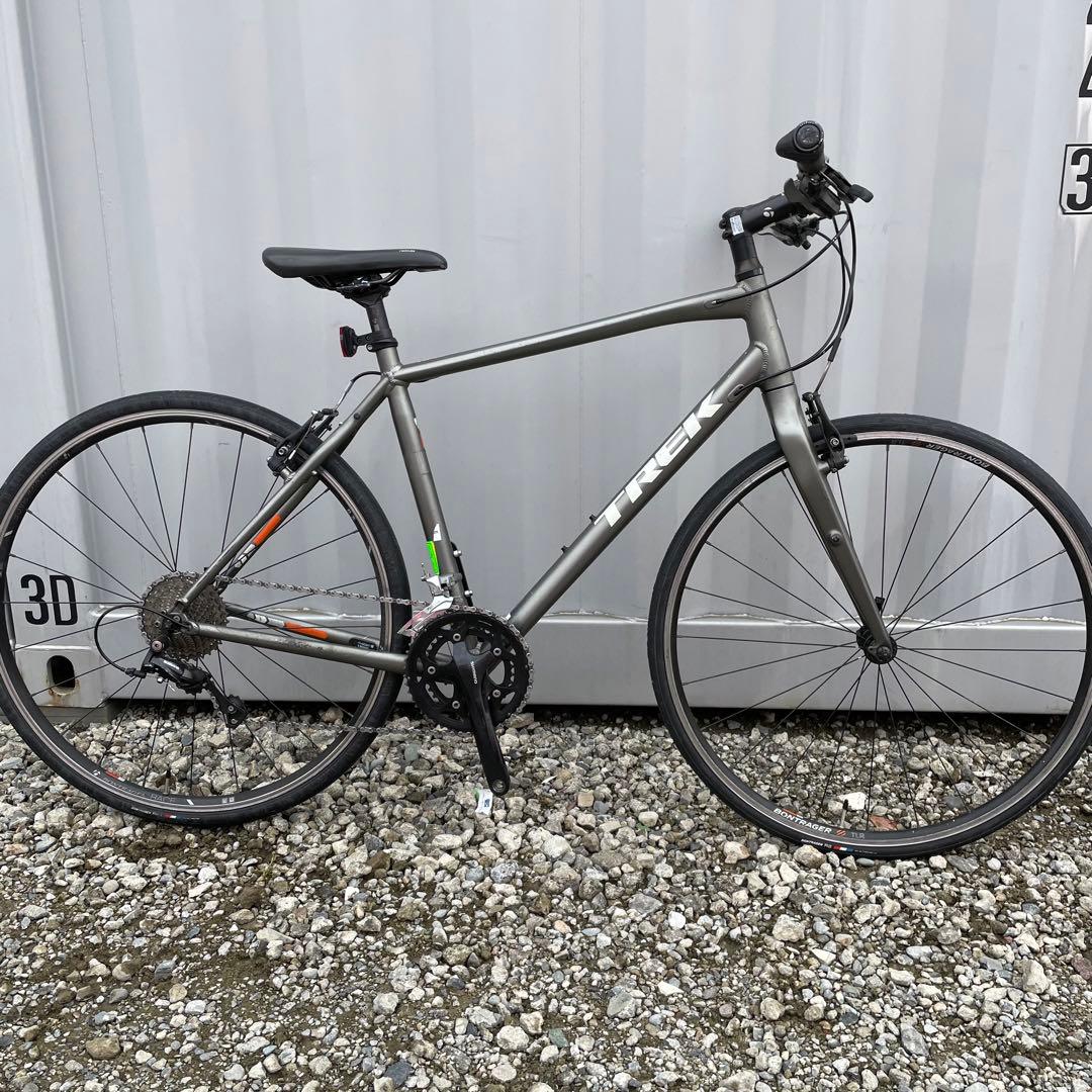 高機能クロスバイク 7.5FX 身長175-186cm 定価12.5万円