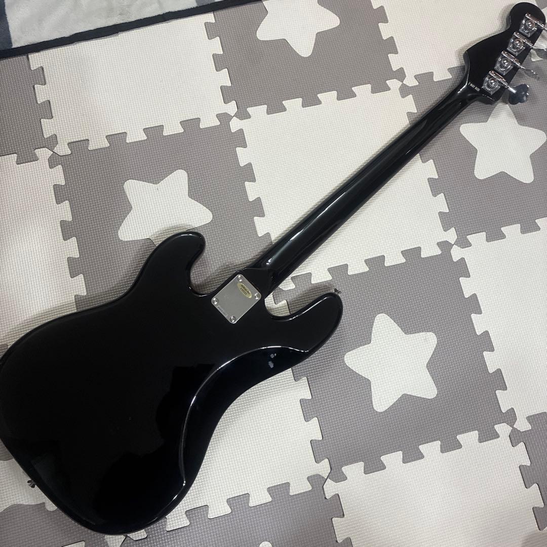 Triumph Sonic Master 4弦ベース