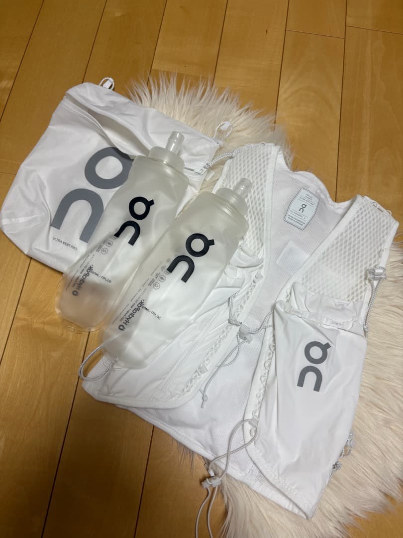 on Ultra Vest Pro　ウルトラベストプロ　S ランニングザック