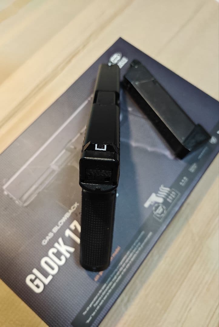 東京マルイ　ガスブロ　GLOCK17 GEN4