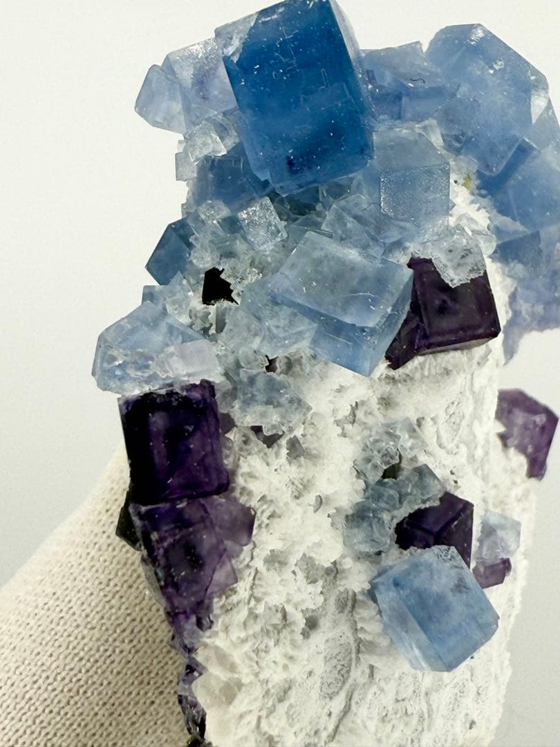 パープル　ブルー　フローライト　蛍石　浙江省産　原石　鉱物標本　天然石