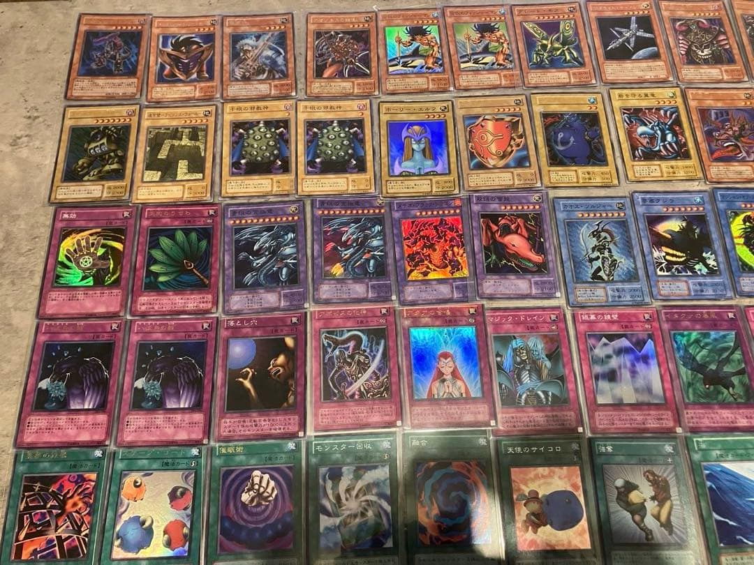 遊戯王カード　まとめ売り　引退品　初期カードから未開封ボックスまで　ノーマル含め