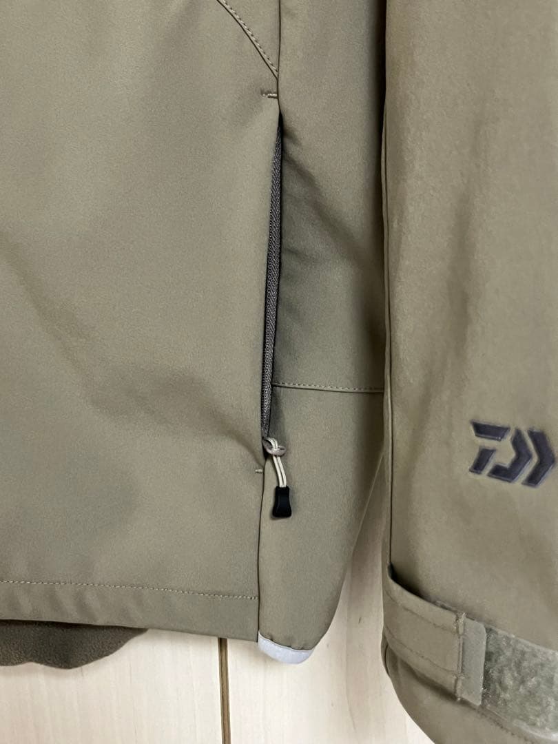 【新品未使用】ダイワ ウィンドブロックフリースジャケット DJ-9323