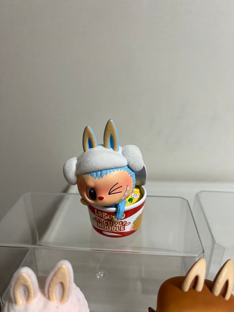 ラブブ、コカ・コーラ、Cap Noodles、Ma.K. ポップマートフィギュア