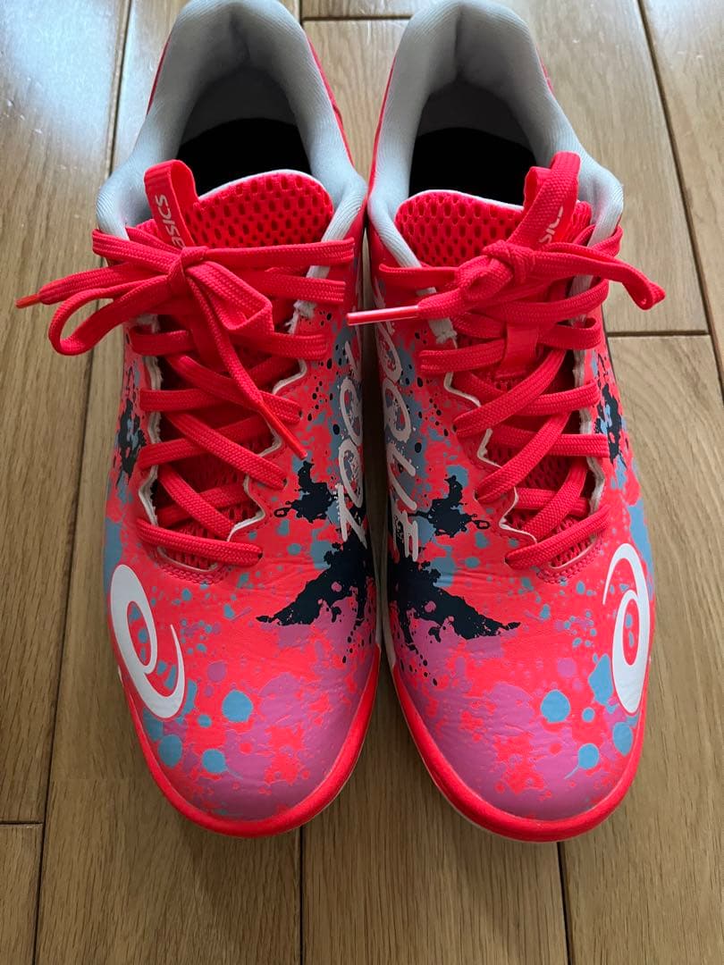 1度のみ使用　アシックス　TOQUE フットサルシューズ　27.5