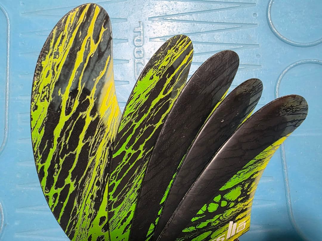 FCS2メイヘム　5FINS MB SHAOER SERIES トライ　クアッド