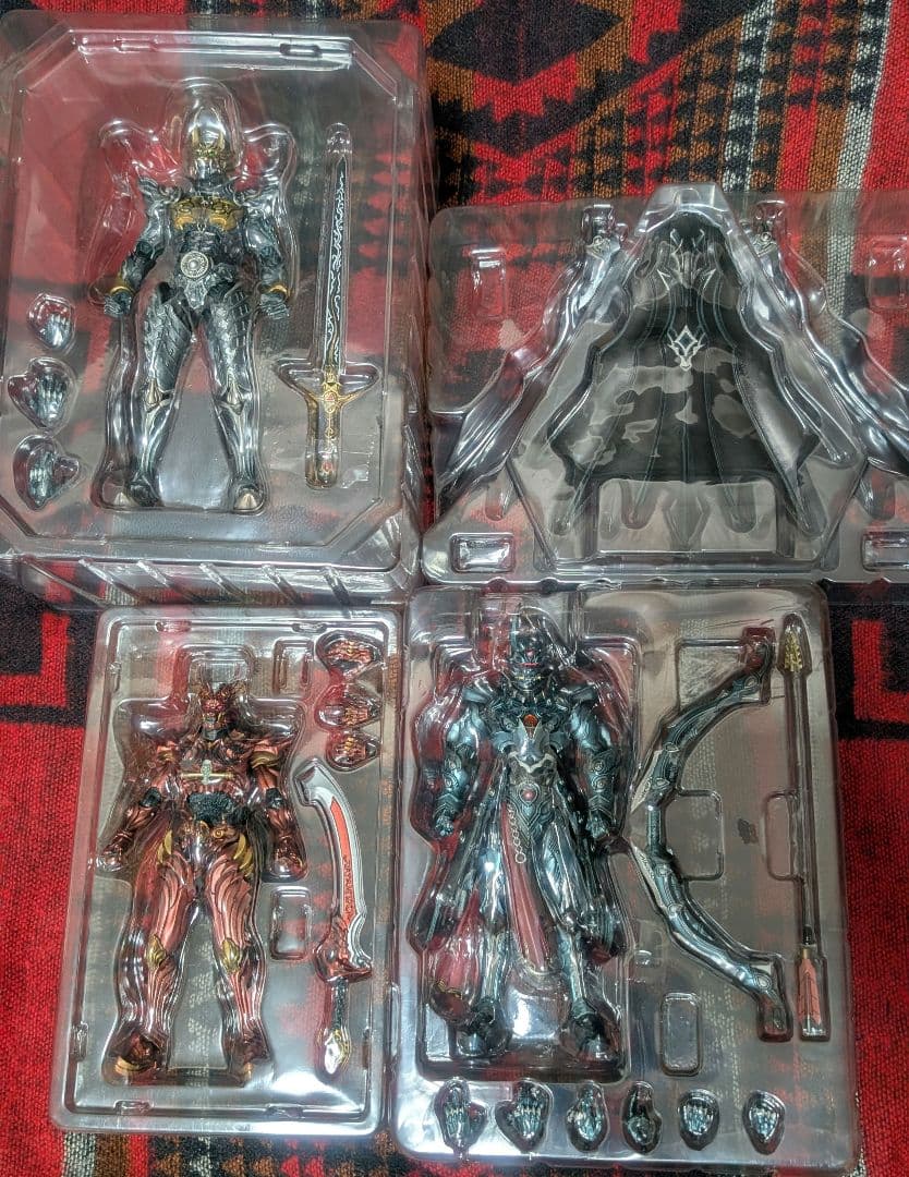 魔戒可動　ガロ　ゼン　ガイ　闇を照らす者　３体セット　牙狼