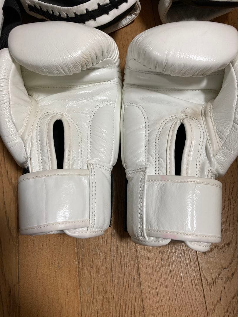 WINDY ボクシンググローブ 8 oz. セット