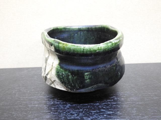 織部沓茶碗　加藤十右衛門？　MA306