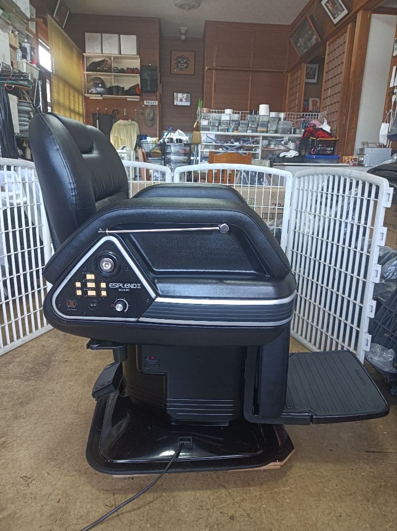 理容機器　新明和理容椅子　ＢＣ―１４３０