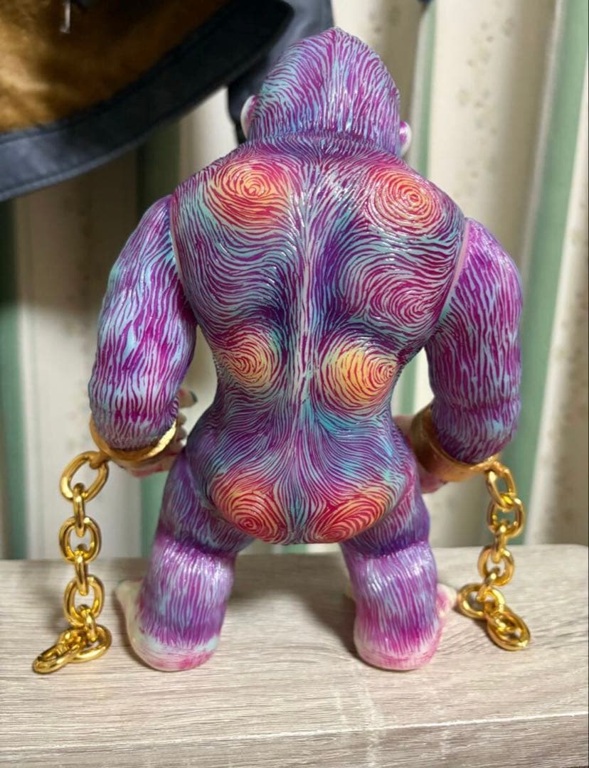 シカルナ工房　巨猿　ワンオフ塗装　蓄光