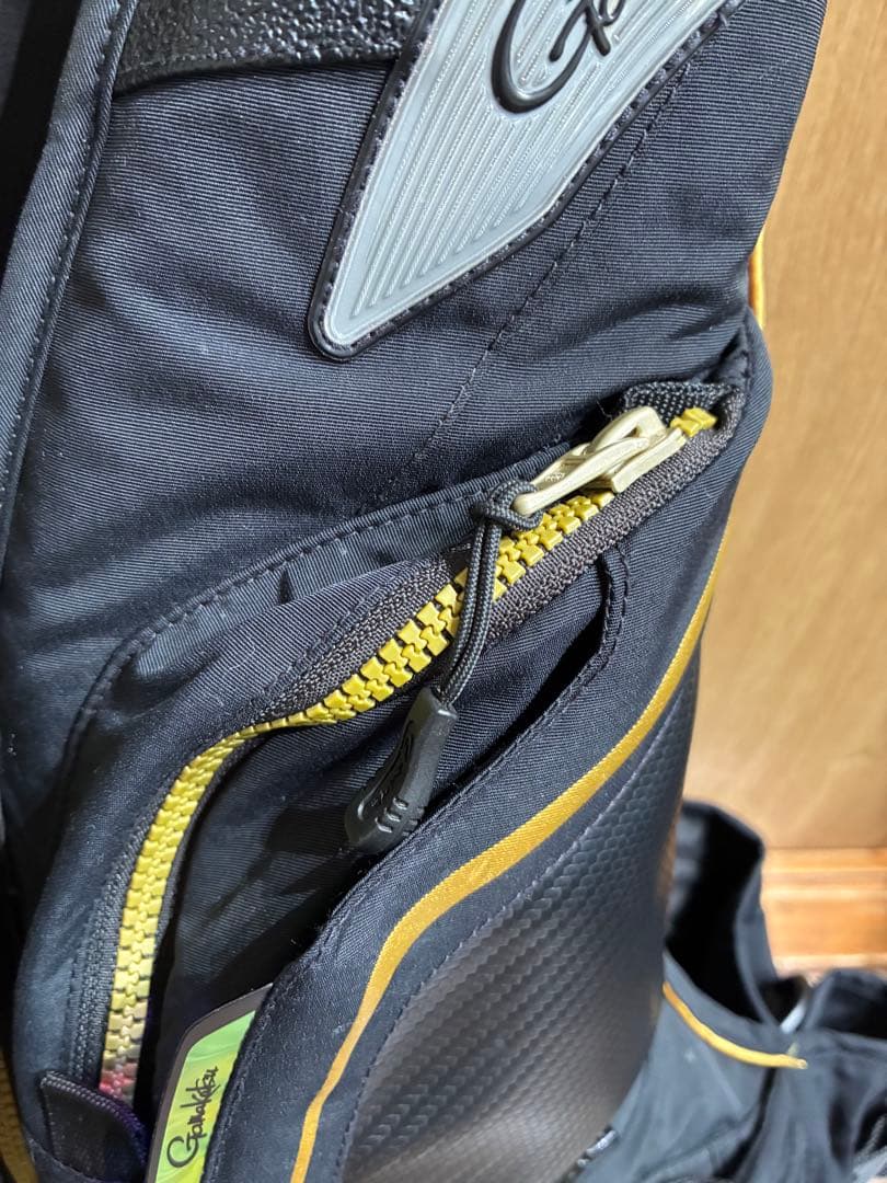 本日お値引き！　がまかつ　フローティングジャケット LL 検）サンライン　ダイワ