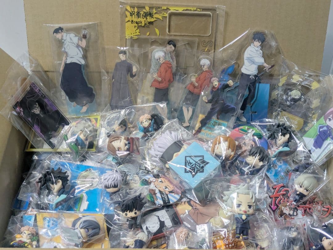 呪術廻戦 のみ 五条悟 禪院真希 他 缶バッジ マスコット 等 グッズセット