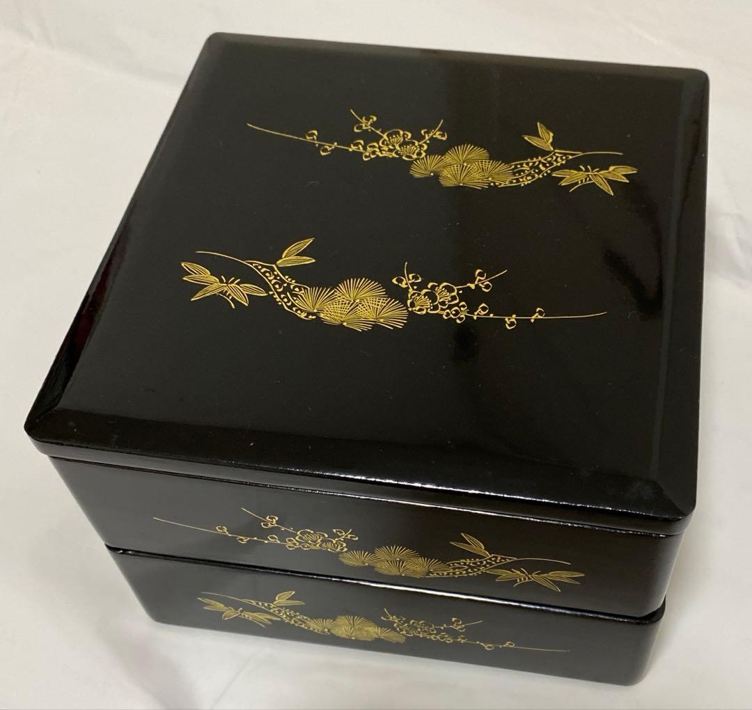 新品未使用　二段重漆器　松竹梅金色装飾　沈金