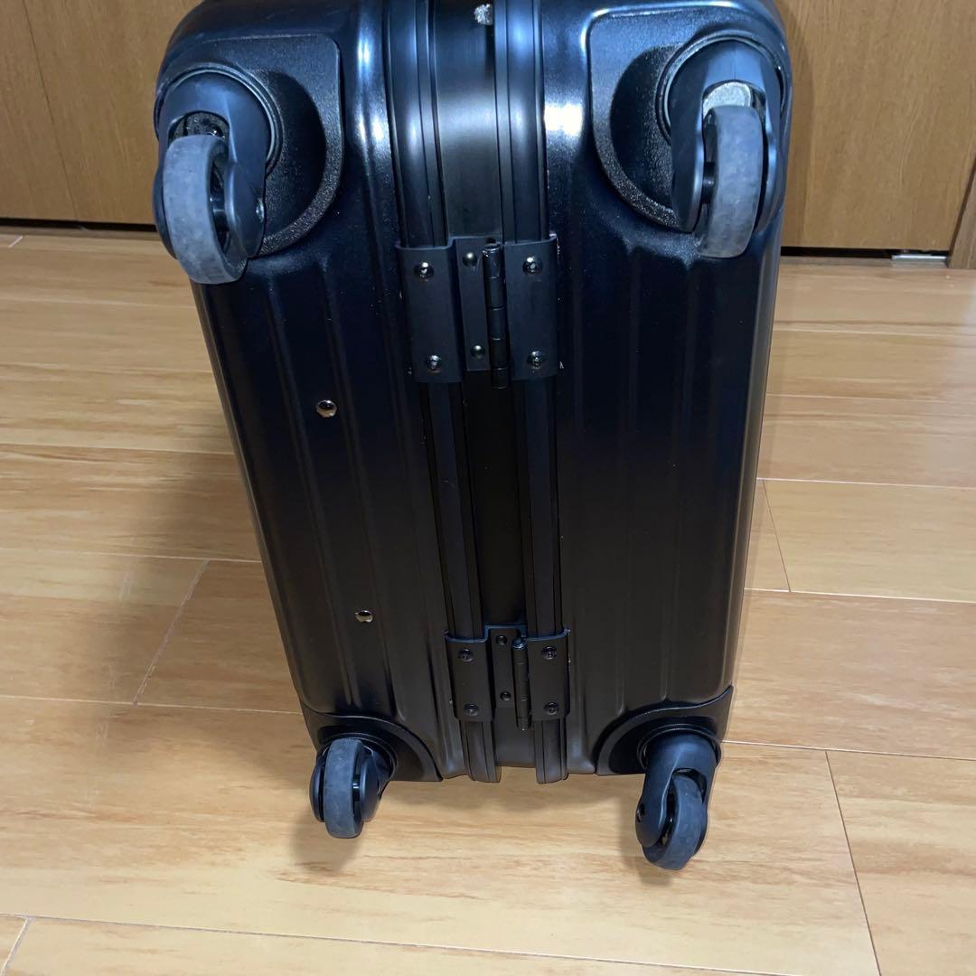 スーツケース　35リットル　機内持ち込み