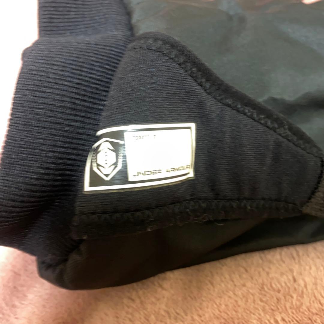 Under Armour フットボールハンドウォーマー 防水 調節可能　値下げ⭕️