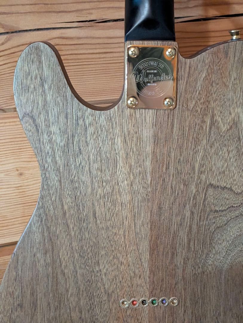 Custom Guitar エレキギター ウォルナットボディ