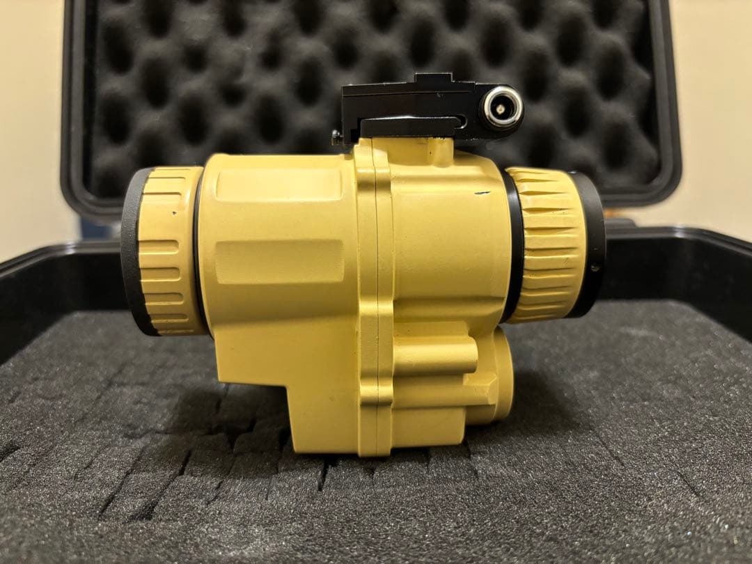 Infiray Jerry-F 熱融合 ナイトビジョン サーマルフュージョン実物