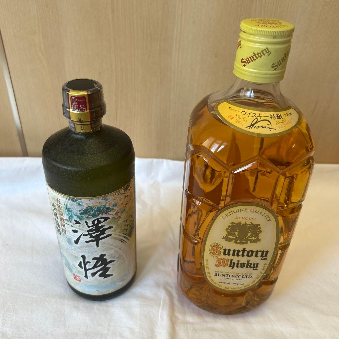 【古酒　希少レア浜通記載　特級表示】1440ml サントリー ウイスキー角瓶