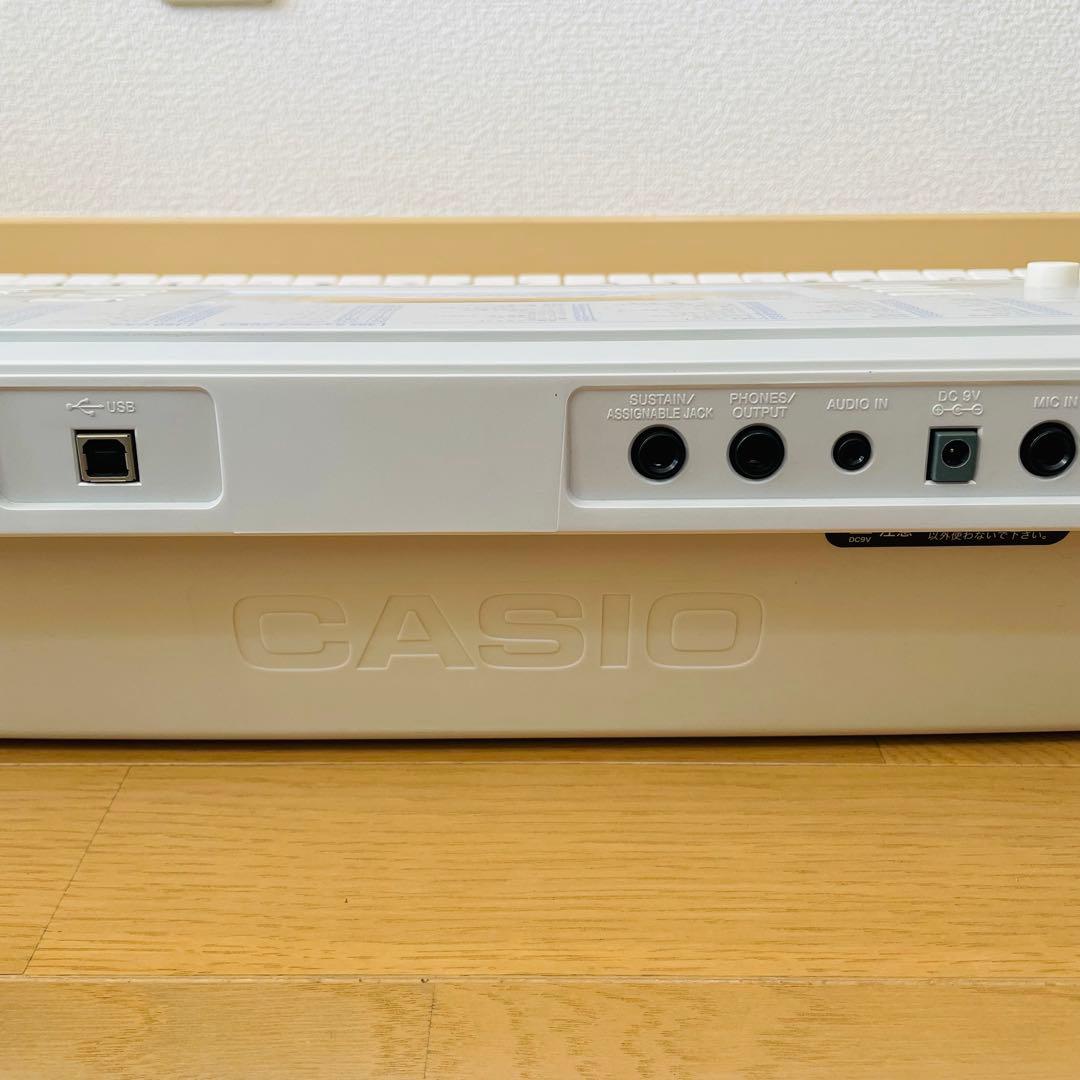 CASIO カシオ　電子ピアノ　電子キーボード LK-207 光ナビゲーション