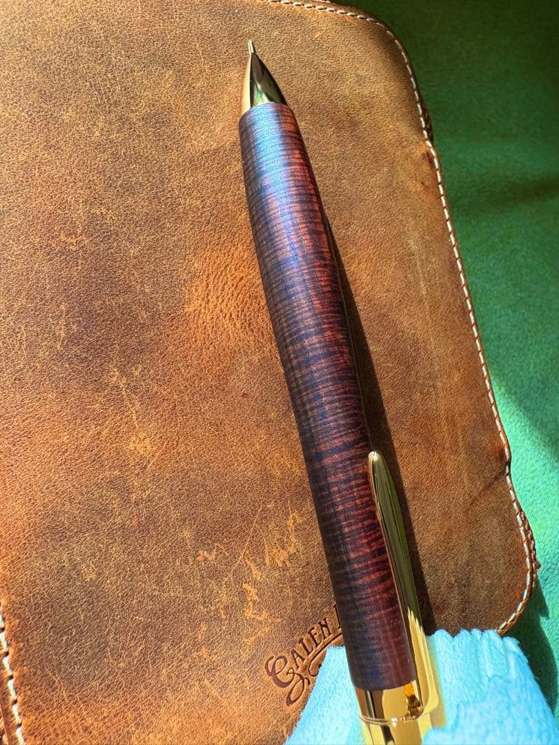 こぶた工房　サイアミースローズウッド 極上+エクセレントカーリーツートン