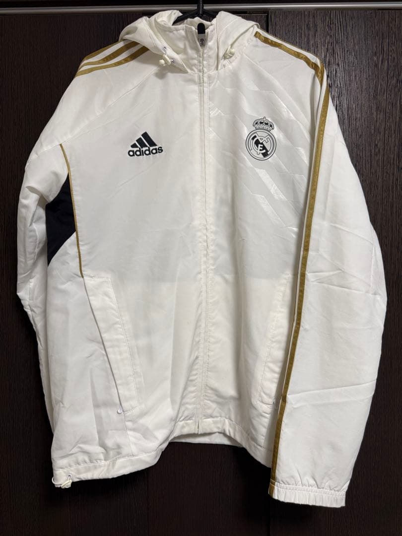 レアル・マドリード　トレーニングジャージ　上下セット