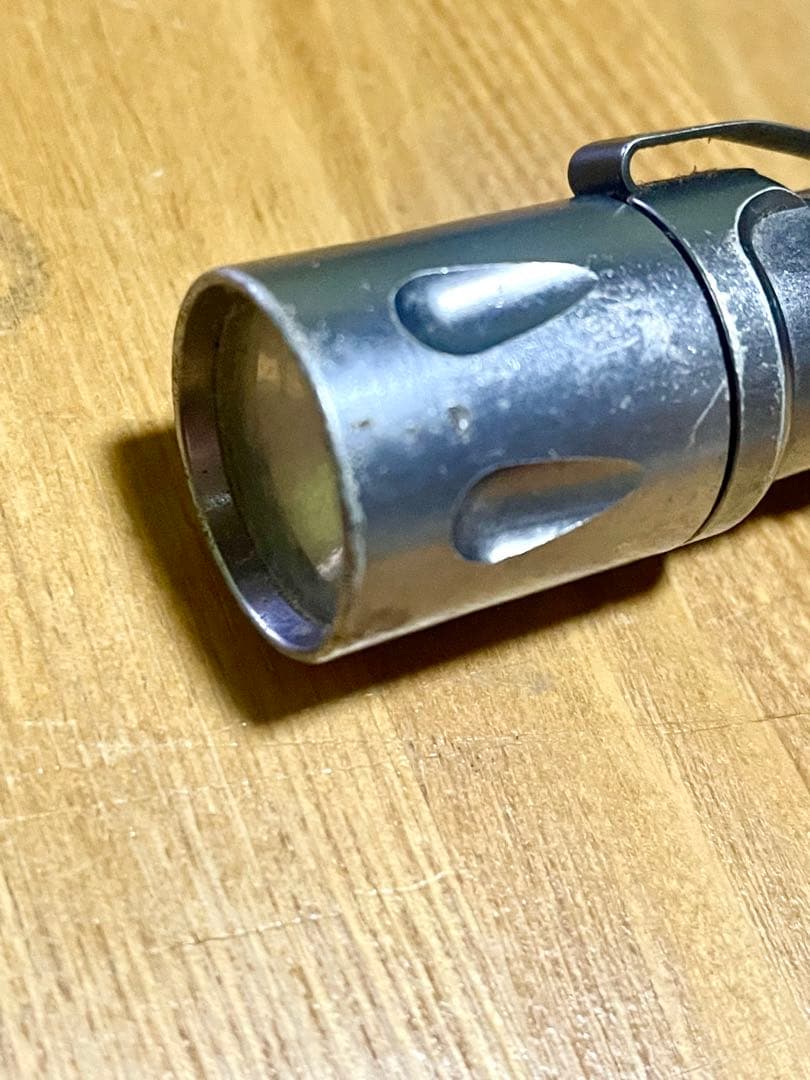 SUREFIRE EXECUTIVE ELITE E2Ee、中古、球切れ